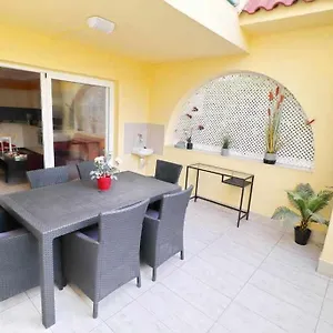  Appartement Mare B12 By Tenerife & Sales Spanje